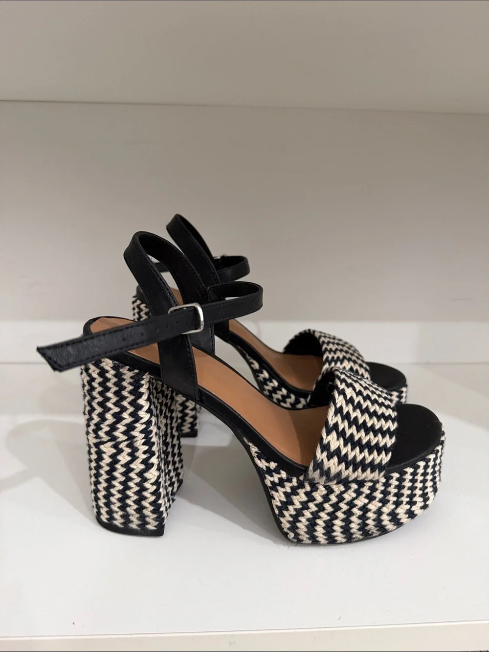 Universal Thread Black & Cream Woven Platform Sandals with Ankle Strap